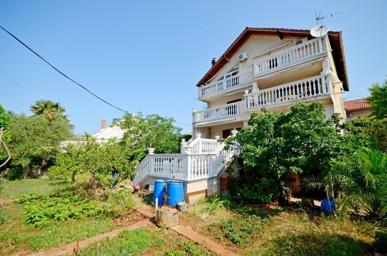Apartment Branislava Rogoznica  Kültér fotó