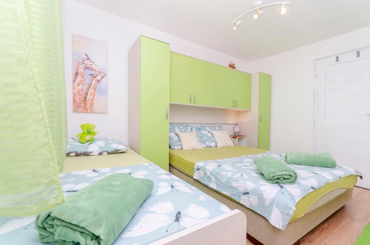 Apartment Branislava Rogoznica  Kültér fotó