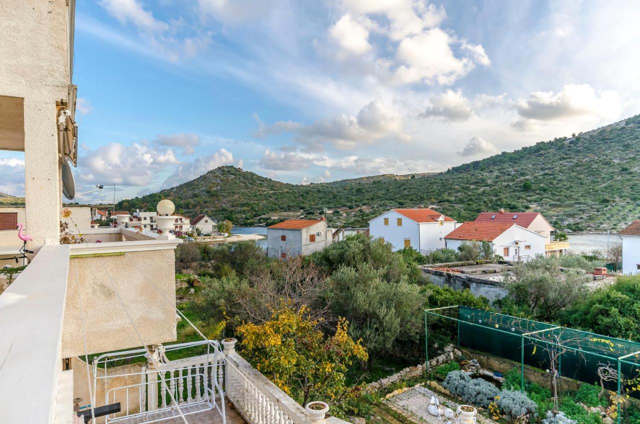 Apartment Branislava Rogoznica  Kültér fotó